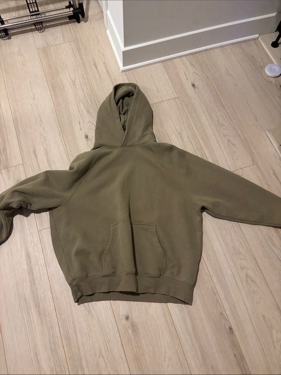 Aritzia Sweaters - Aritzia Olive Green Hoodie with Subtle Logo